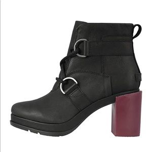 Sorel Margo Lace Boot